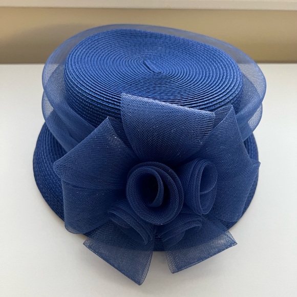 Elegant Blue Hat with Bow - Picture 1 of 4